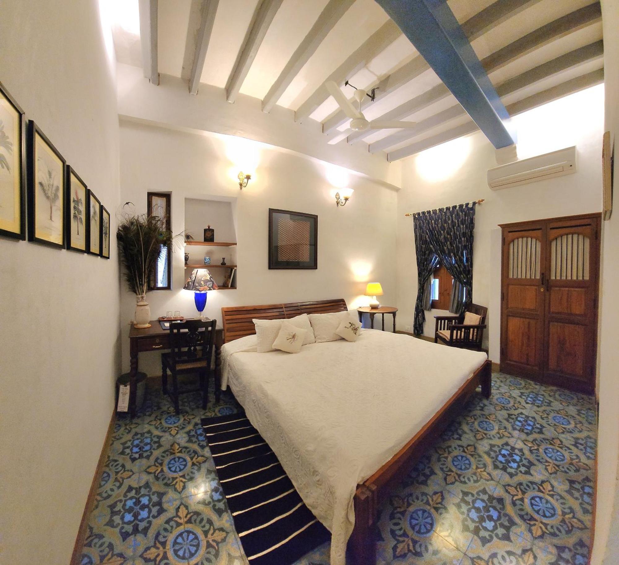 Kariappa House Hotel Pondicherry Exterior photo
